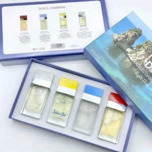 Подарочный парфюмерный набор Dolce&Gabbana Light Blue 4 шт по 30 мл (копия) Подарочный парфюмерный набор Dolce&Gabbana Light Blue 4 шт по 30 мл (копия)